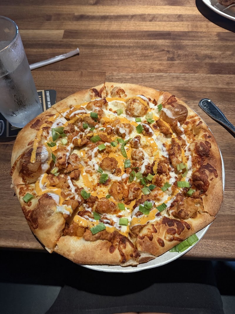 Food and interior photo 2 at Yard House in Kansas City