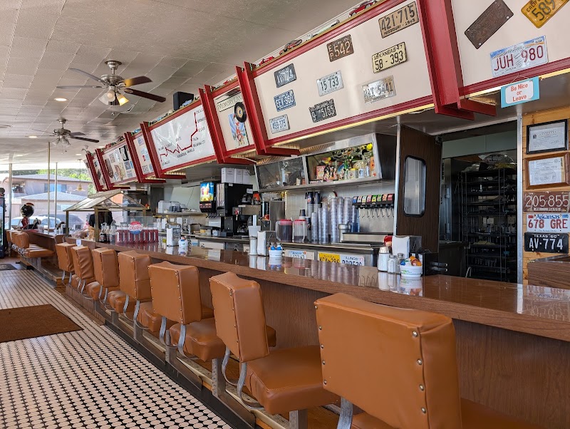 Food and interior photo 5 at Goldies Route 66 Diner in Williams
