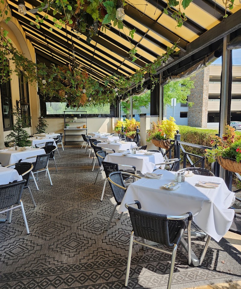 Capers & Lemons in Wilmington