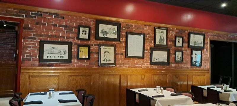Food and interior photo 4 at Chicago Speakeasy in Des Moines