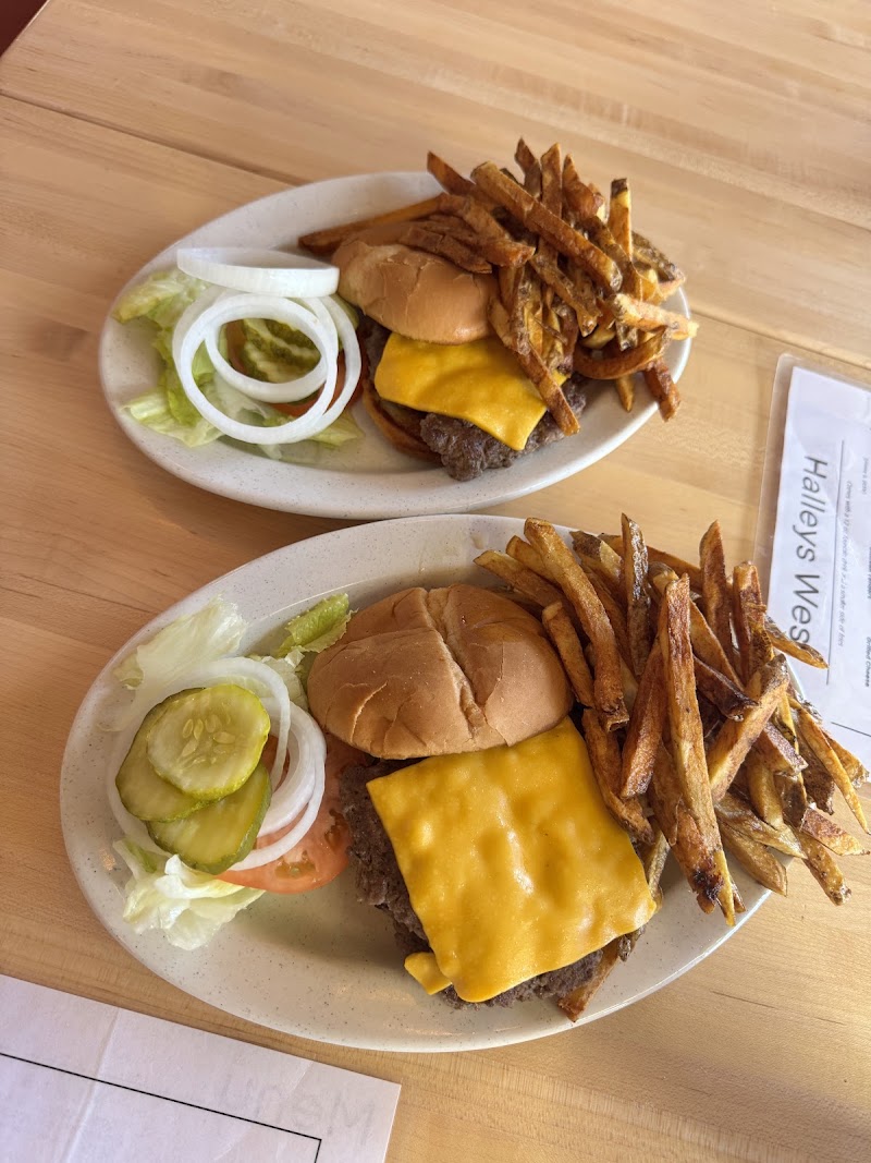 Food and interior photo 3 at Halleys West in Keystone