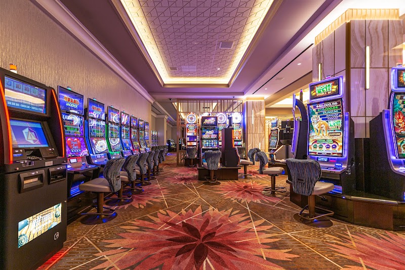 Food and interior photo 4 at Yaamava' Resort & Casino in Highland