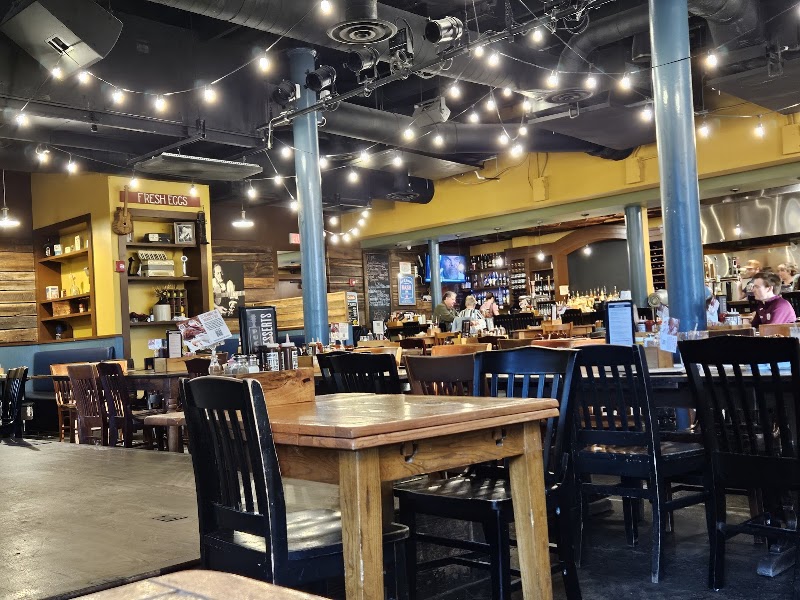 Food and interior photo 5 at Puckett's Restaurant in Nashville