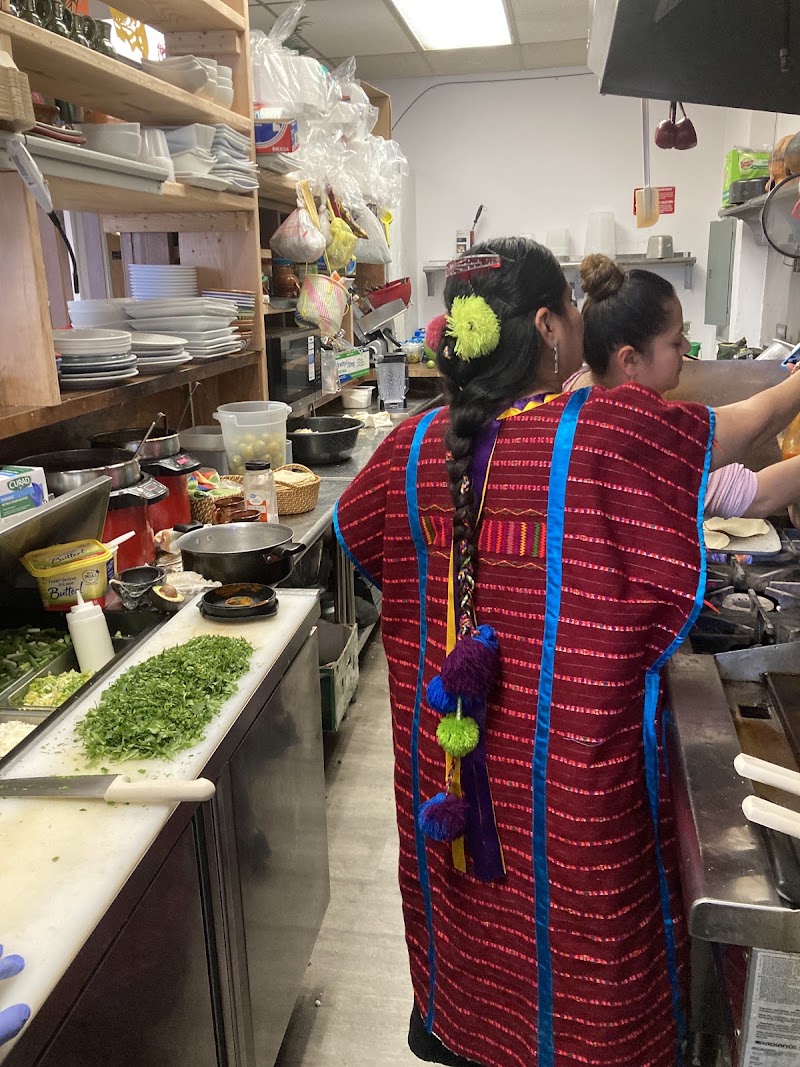 Salsa Oaxaqueña | Mexican Cuisine in Anchorage