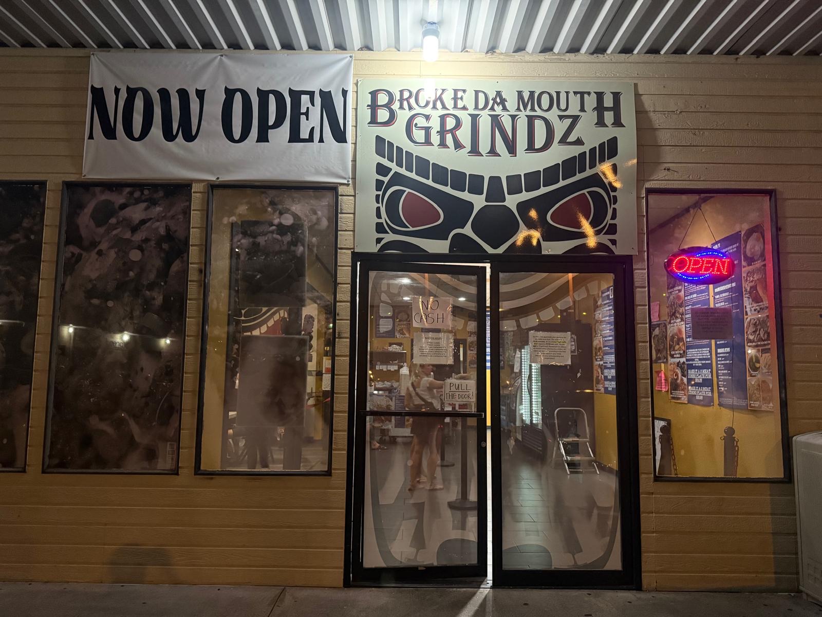 Broke Da Mouth Grindz- KONA in Kailua-Kona
