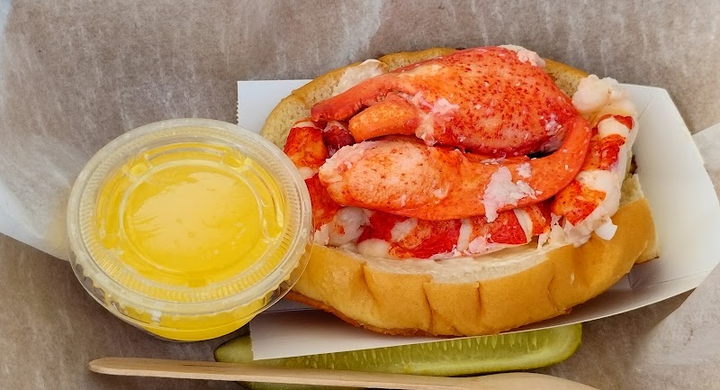 Food and interior photo 2 at McLoons Lobster Shack in South Thomaston