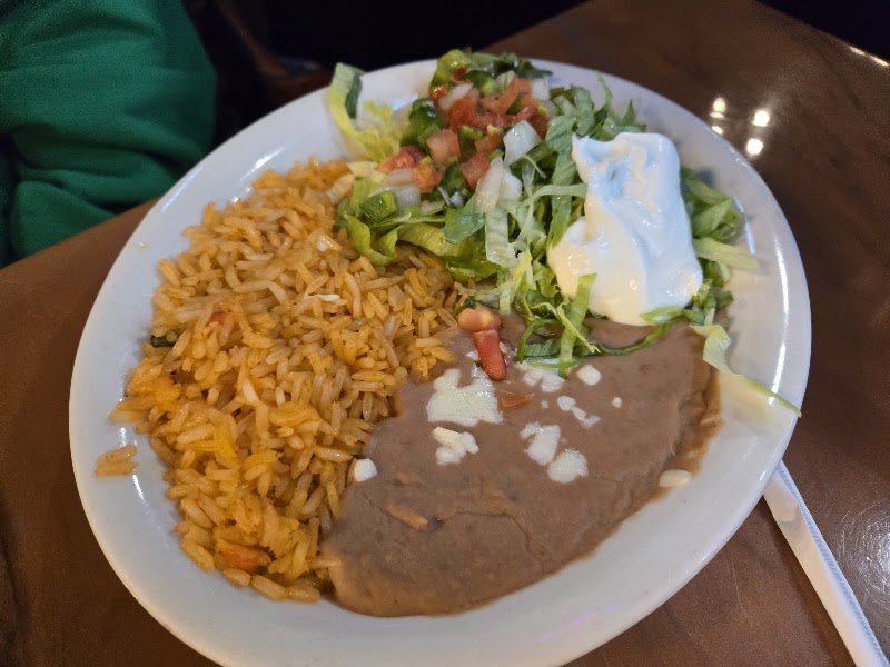 Food and interior photo 2 at Los Cabos Mexican Restaurant in Little Rock