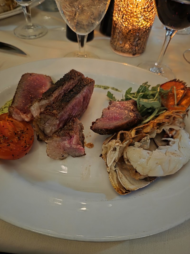 Food and interior photo 3 at Halls Chophouse Columbia in Columbia