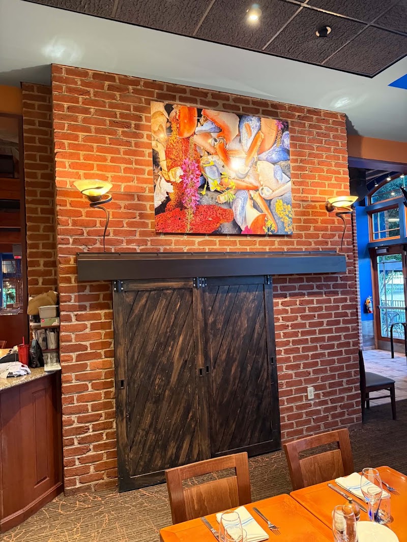 Food and interior photo 4 at Banks' Seafood Kitchen and Raw Bar in Wilmington