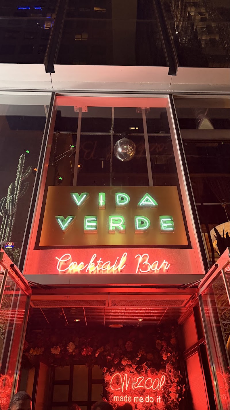 Food and interior photo 4 at Vida Verde in New York