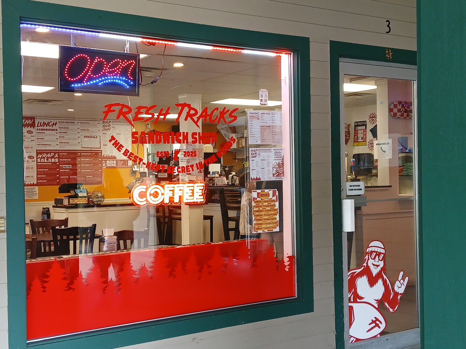 Fresh Tracks Sandwich Shop in Lincoln