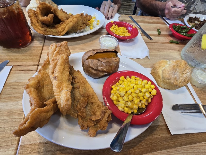 Food and interior photo 2 at Farmhouse Restaurant in Branson