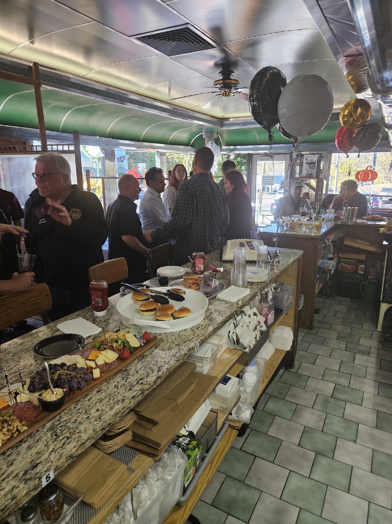 Daddypops Diner in Hatboro