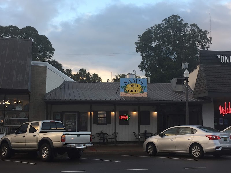 Sam's Deli & Grill in Homewood
