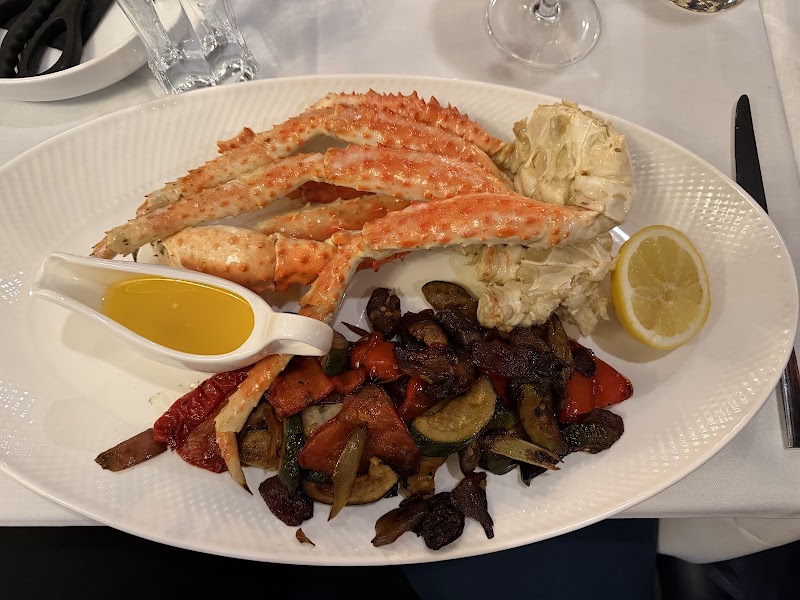 Food and interior photo 5 at Sea Grill Restaurant in Charlotte