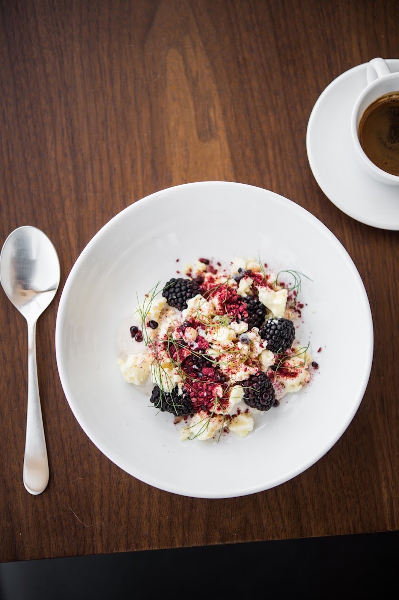 Food and interior photo 1 at Manhatta in New York