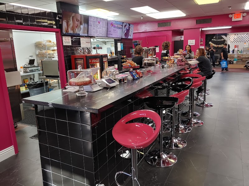 Mai's Deli Sandwich Shop in Las Vegas