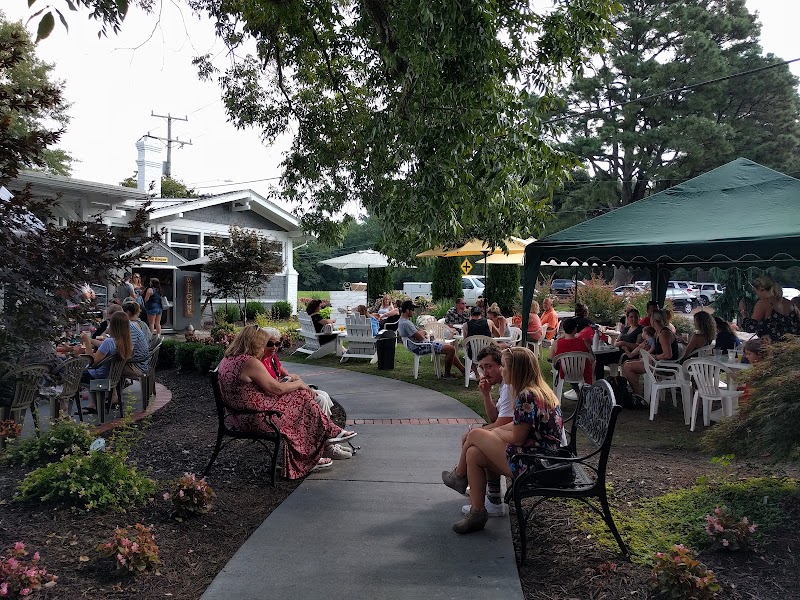 The Bee and The Biscuit in Virginia Beach