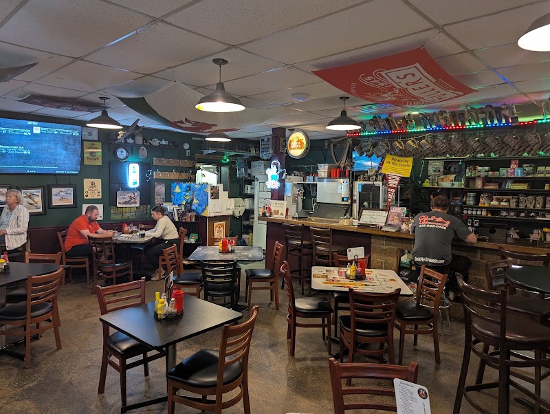 Food and interior photo 5 at The Mucky Duck Pub in Ames
