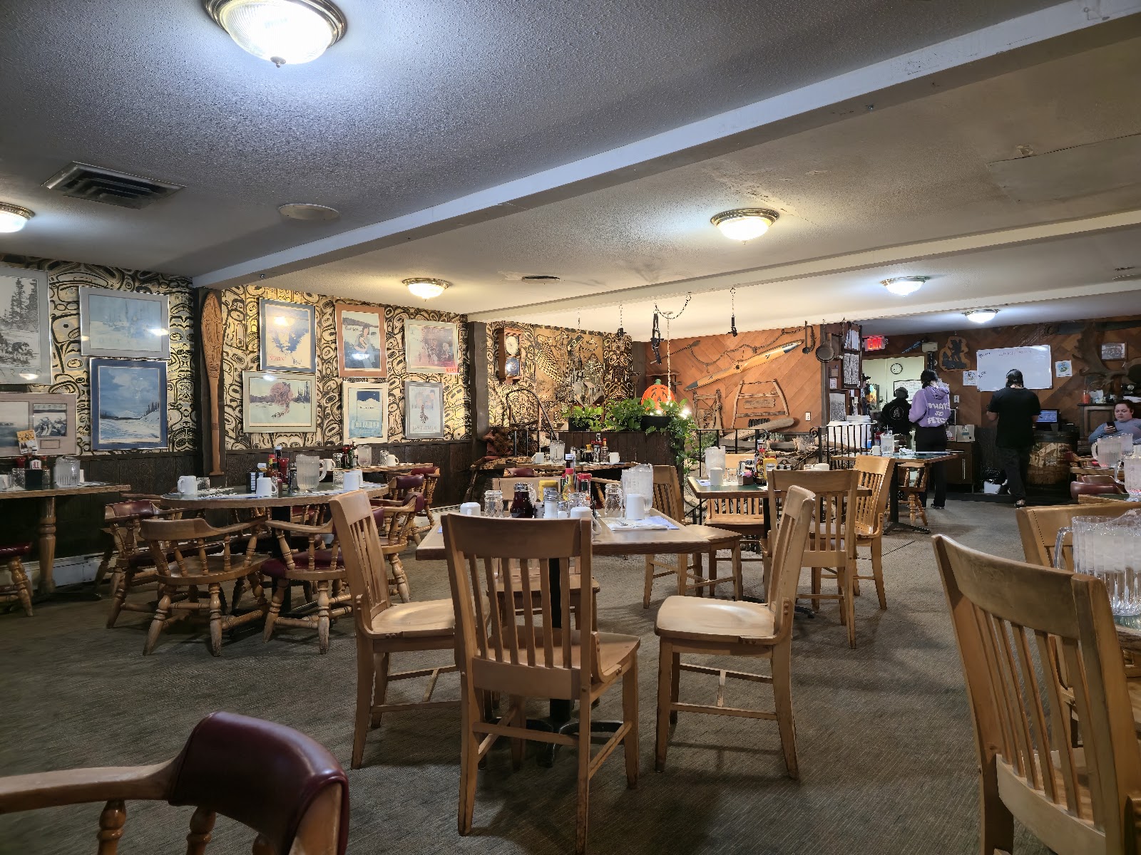 Gwennie's Old Alaska Restaurant in Anchorage