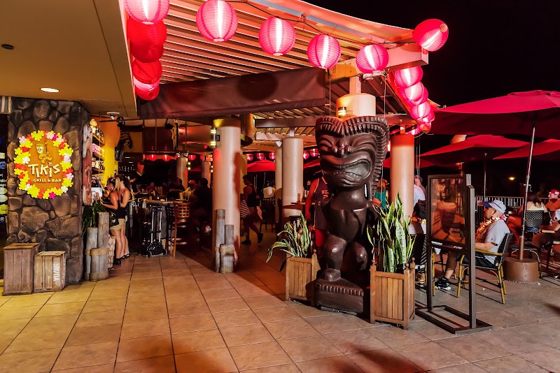 Tikis Grill & Bar in Honolulu