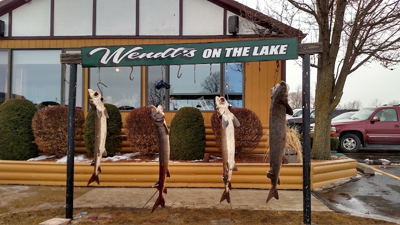 Wendt's on the Lake in Van Dyne