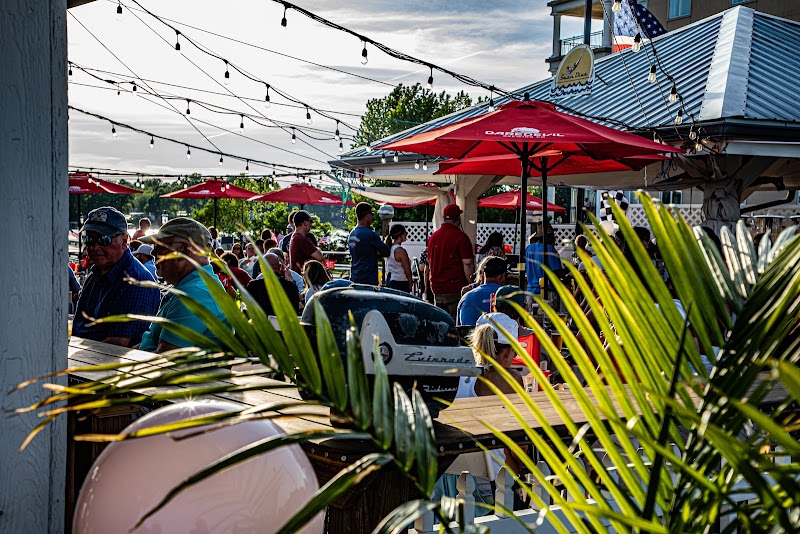 Boathouse Kitchen & Swan Dive in Cicero