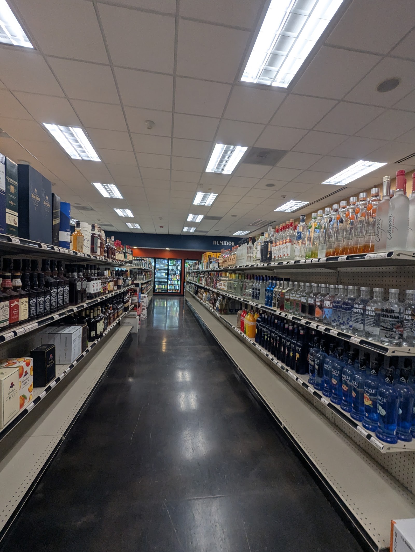 The Deli Lama Store & Cafe in Lake Villa