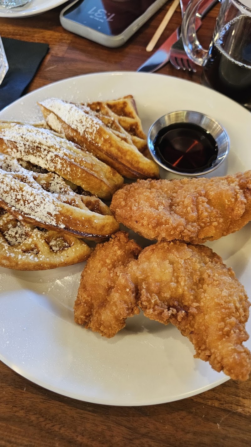 Food and interior photo 4 at Barking Mad in Gaithersburg