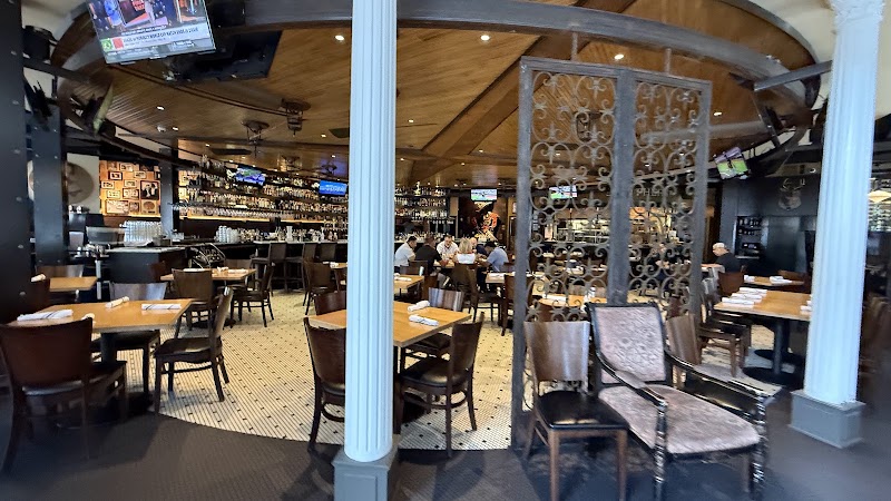 Food and interior photo 4 at The Southern Steak & Oyster in Nashville