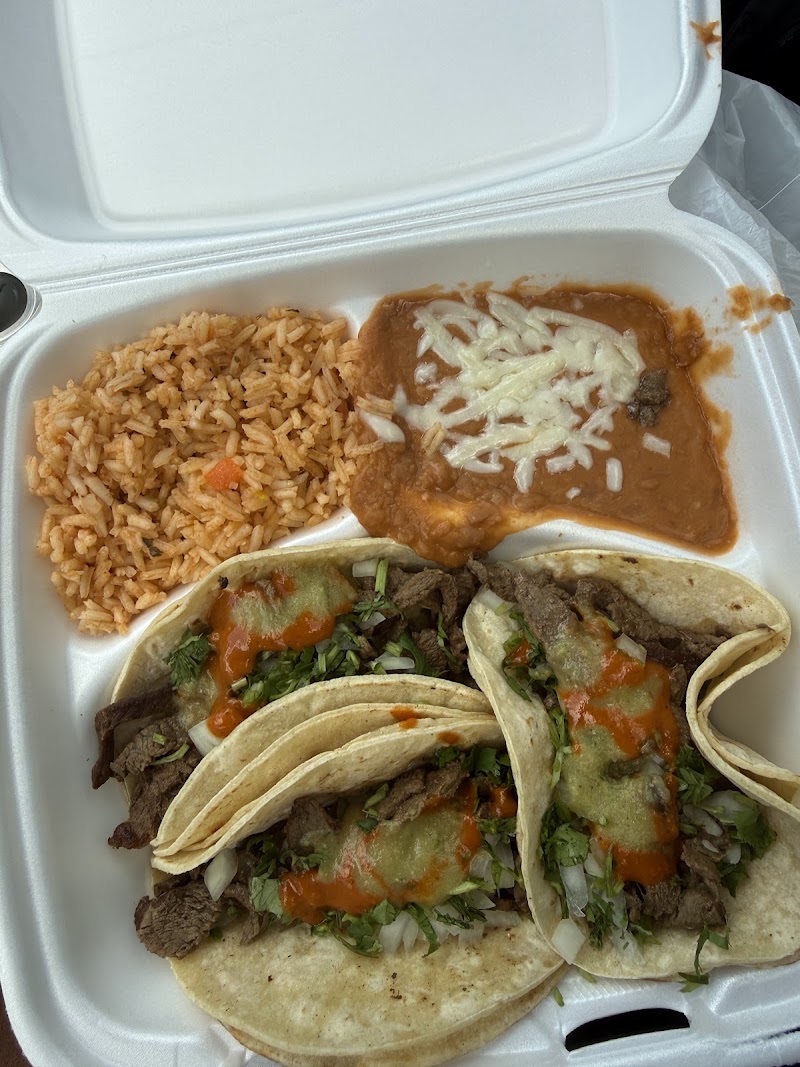 Food and interior photo 5 at Real Mexico Restaurant in Columbia