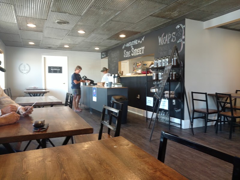 Side Street Deli And Catering in Central City