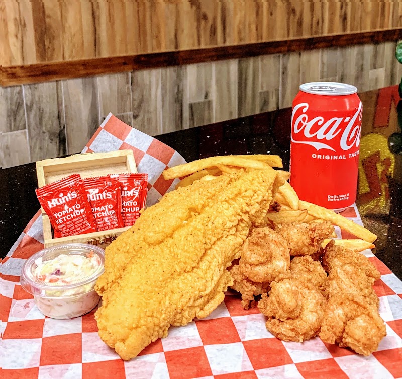 Food and interior photo 5 at JZ Seafood - OKC in Oklahoma City