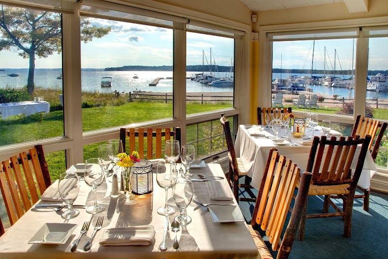 Boathouse Restaurant in Traverse City