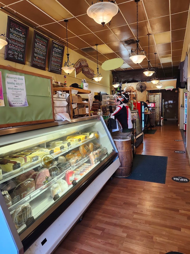 Food and interior photo 4 at Pickles Deli in Clinton
