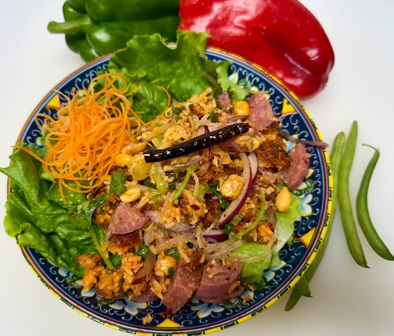 Food and interior photo 1 at ZomTum in Washington