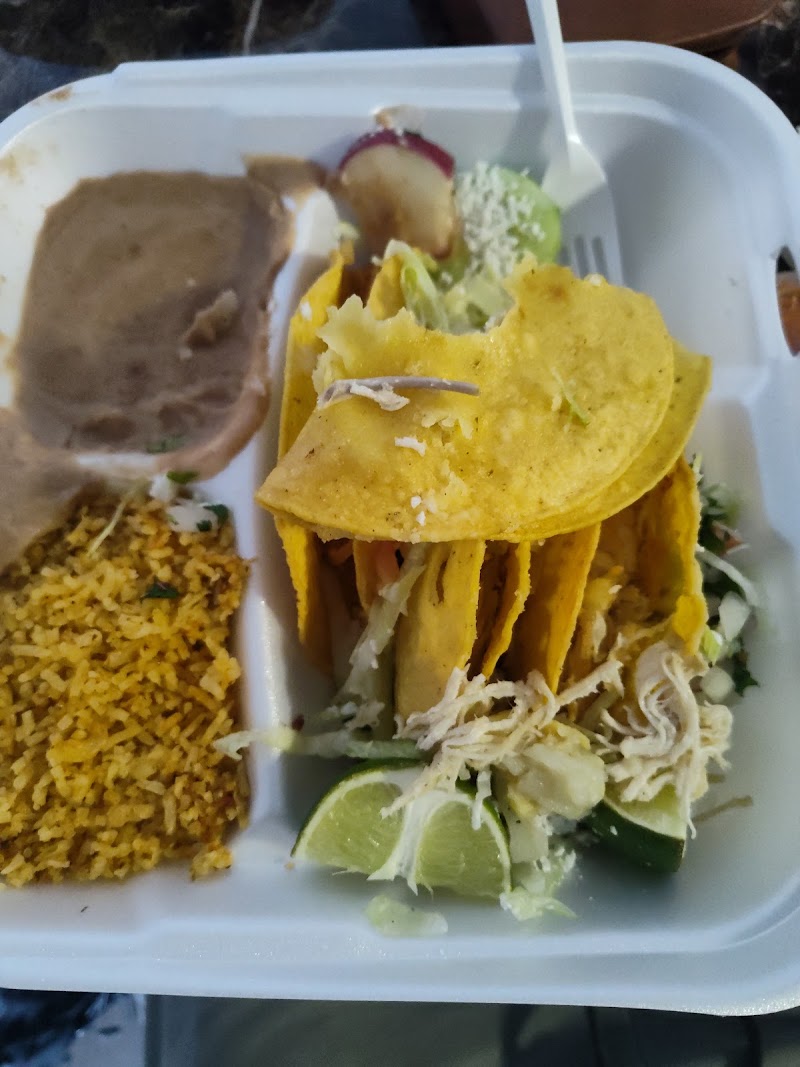 Food and interior photo 4 at Los Tacos De La State in South Salt Lake