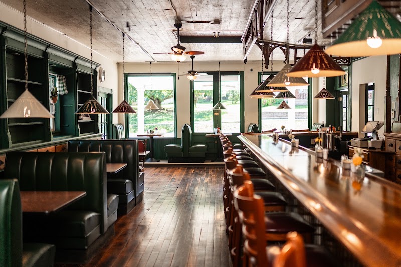 Food and interior photo 5 at Kim’s Southern Table in Germantown
