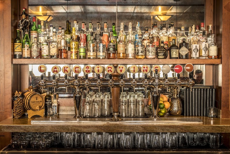 Lake & Irving Restaurant & Bar in Minneapolis