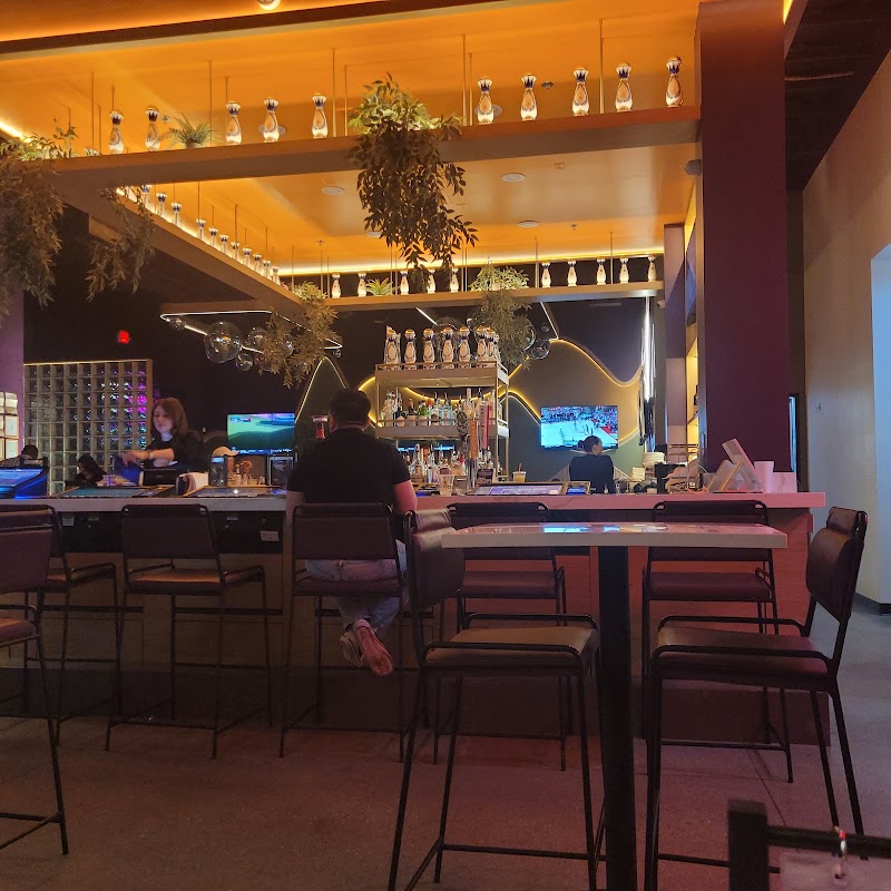 Food and interior photo 5 at Citrus Grill & Lounge in Henderson