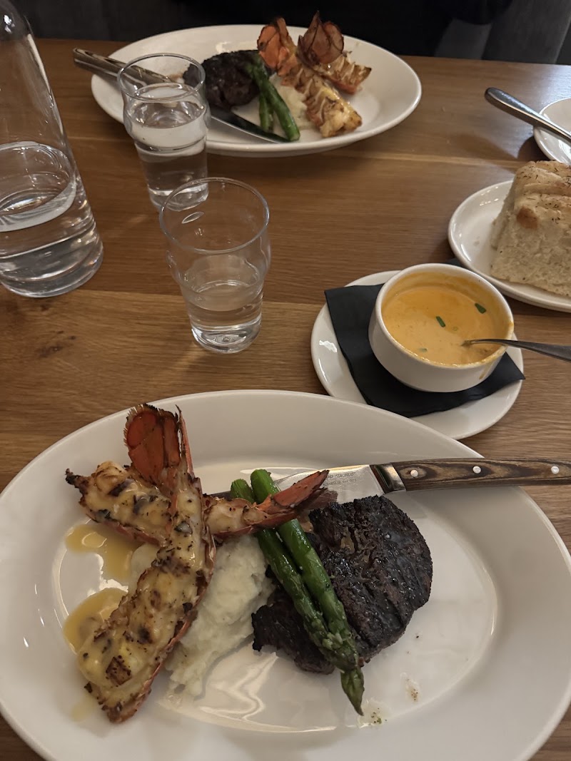 Food and interior photo 4 at Oak House in Birmingham