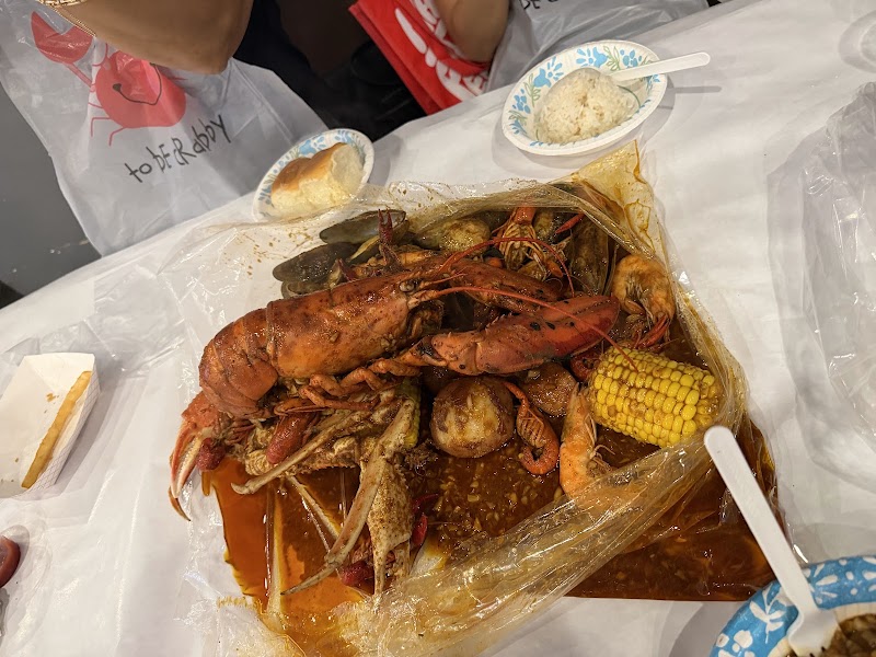 Food and interior photo 2 at Cajun Crab Waikiki in Honolulu