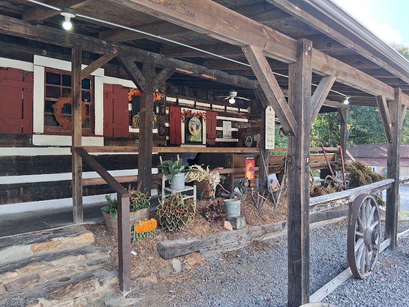 Hillbilly Hide-A-Way Restaurant in Walnut Cove