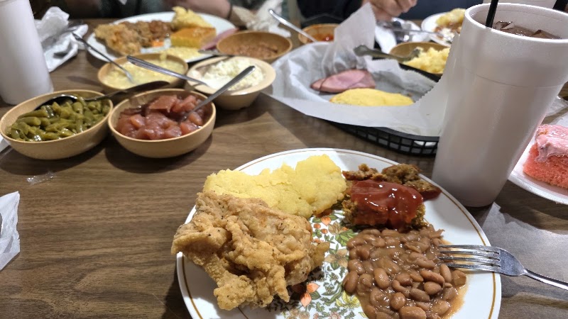 Food and interior photo 4 at Hillbilly Hide-A-Way Restaurant in Walnut Cove