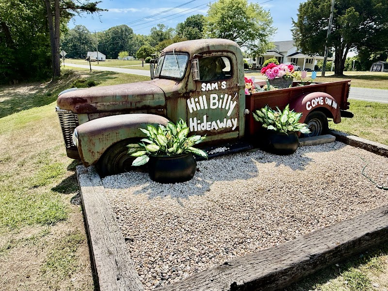 Food and interior photo 2 at Hillbilly Hide-A-Way Restaurant in Walnut Cove