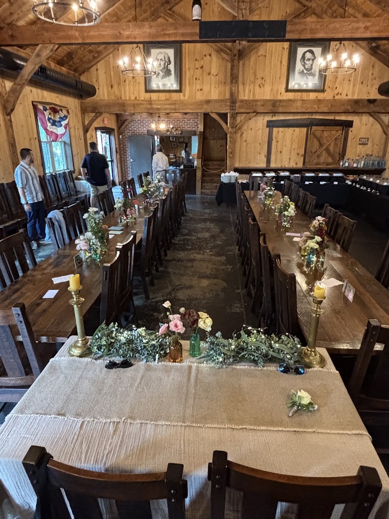 Food and interior photo 4 at Stampede Barbecue in Mohnton