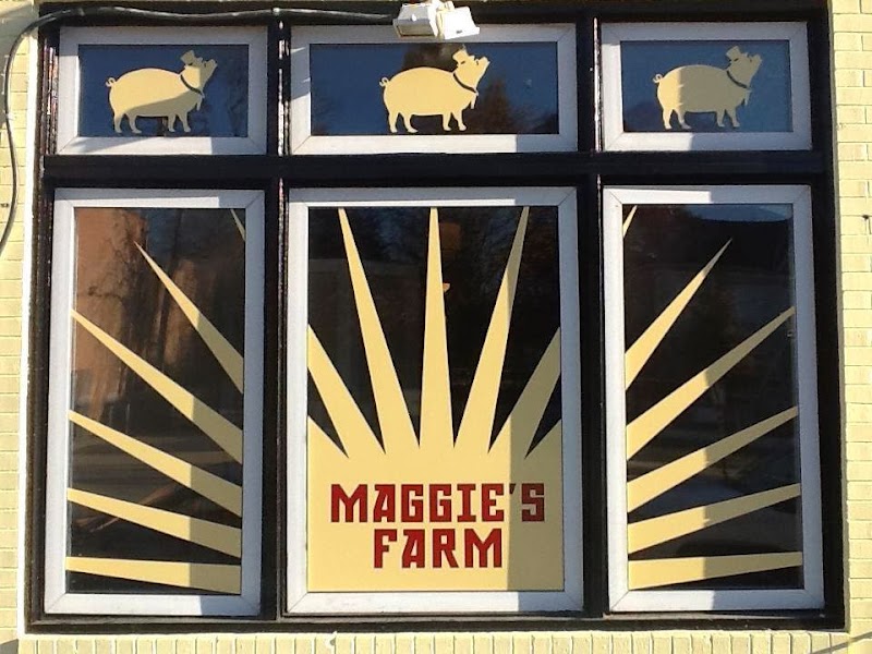 Food and interior photo 5 at Maggie's Farm in Baltimore
