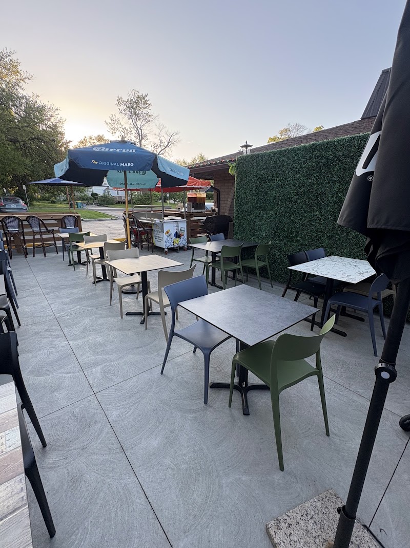 Las Palomas in Overland Park