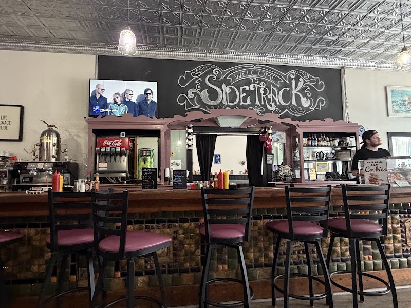 Food and interior photo 4 at Side Track Restaurant in Caliente