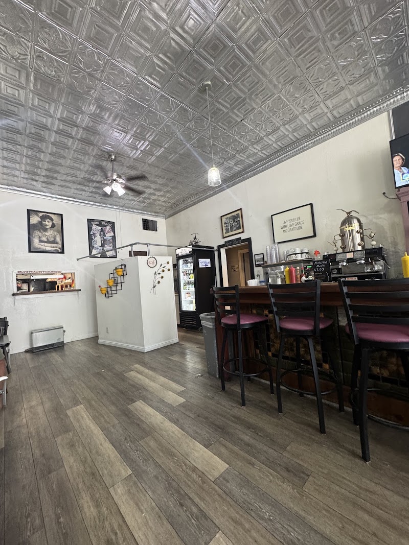 Food and interior photo 5 at Side Track Restaurant in Caliente